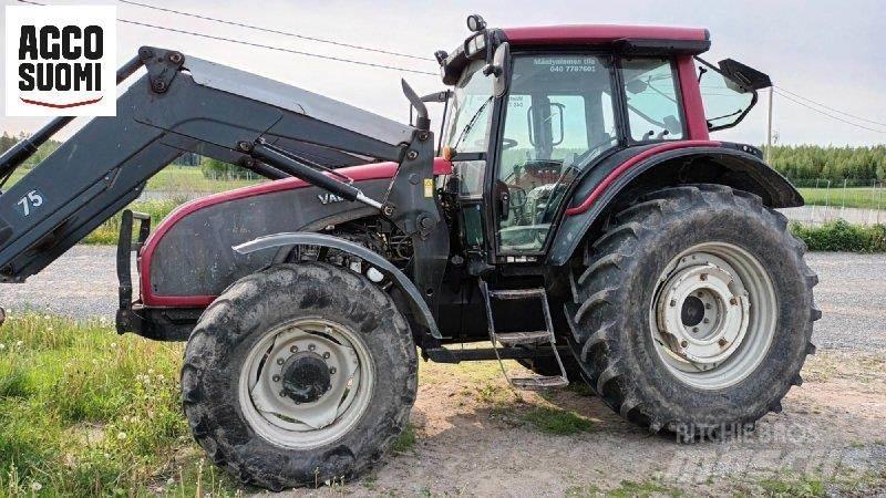 Valtra T151 H Tractors