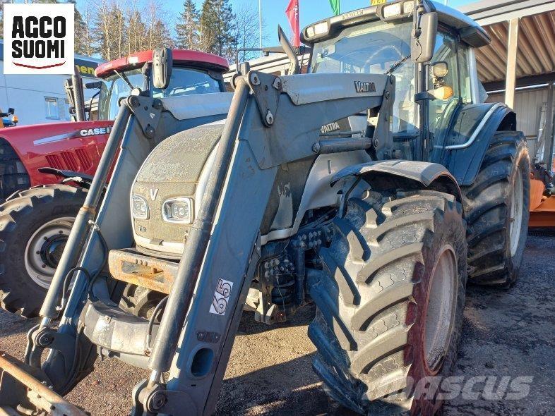 Valtra T151 HT Tractors