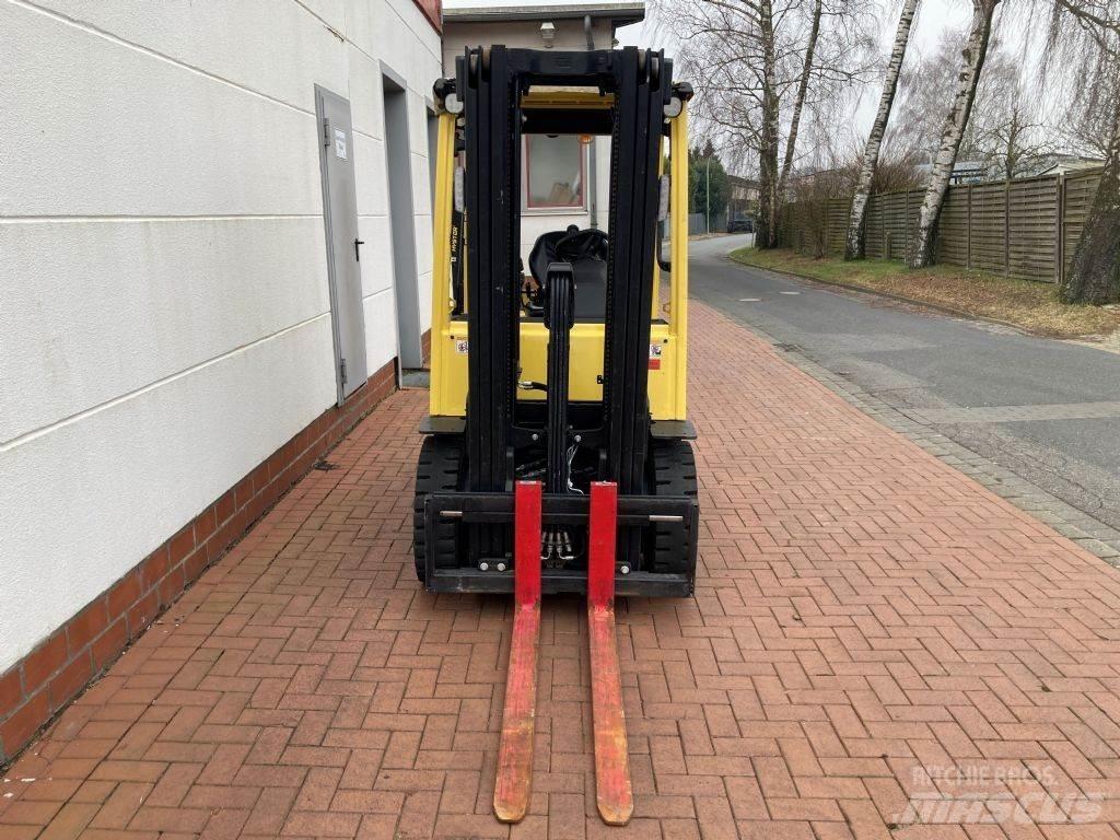 Hyster H 2.5A Diesel trucks