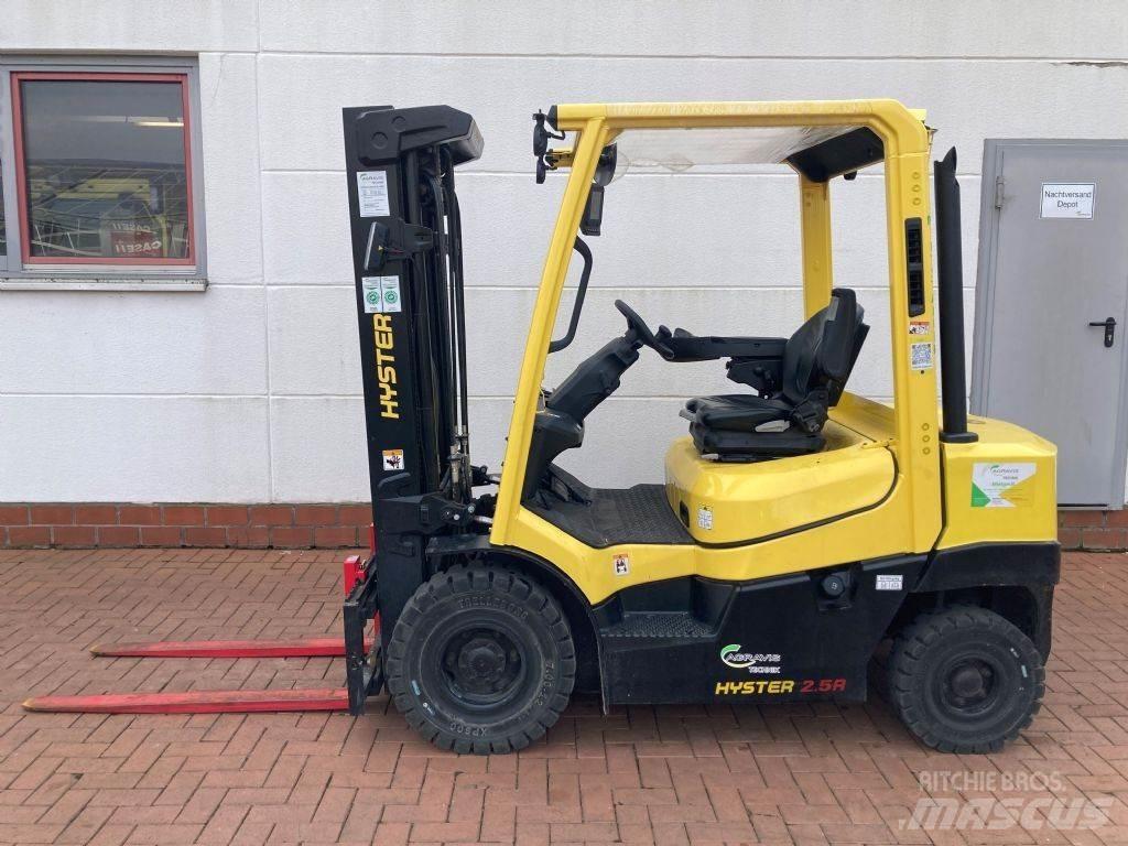 Hyster H 2.5A Diesel trucks
