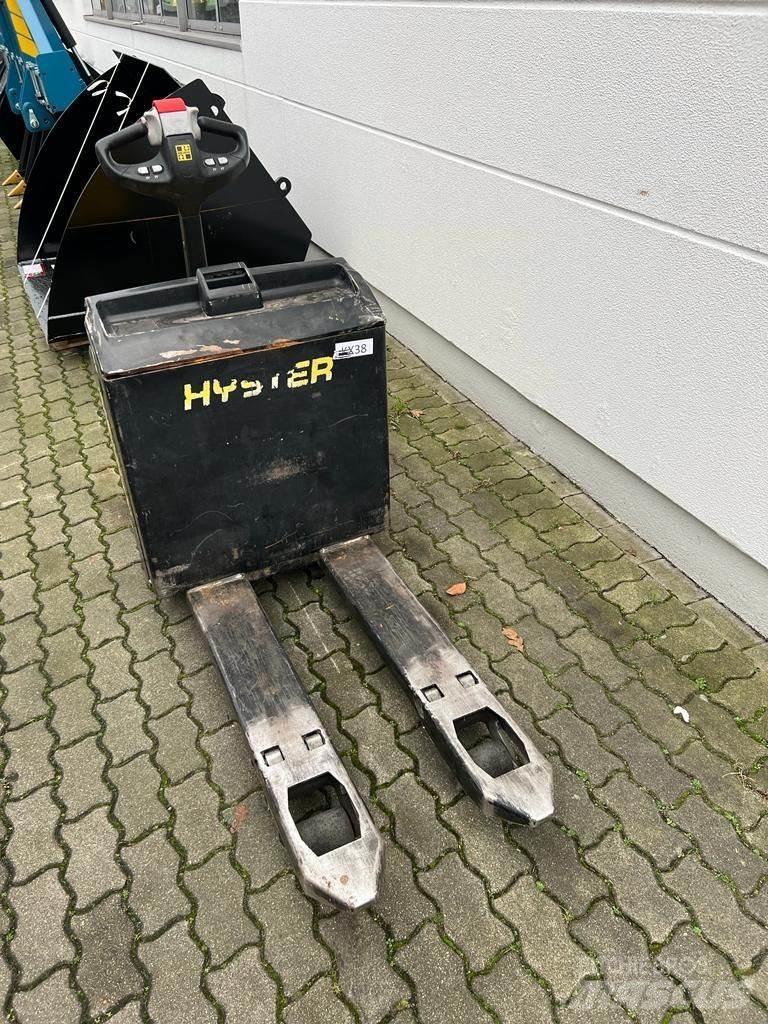 Hyster P 2.0 Low lifter