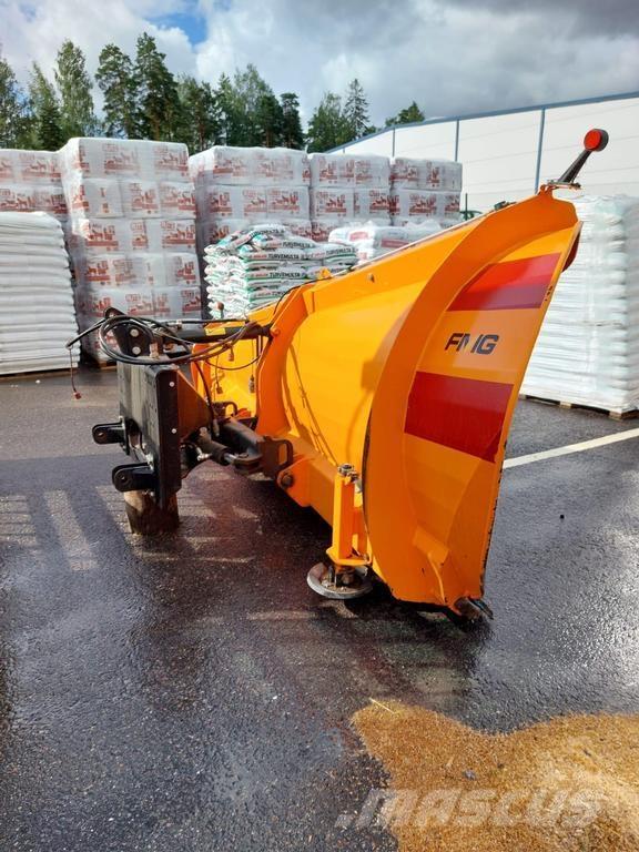  AA360 Snow blades and plows