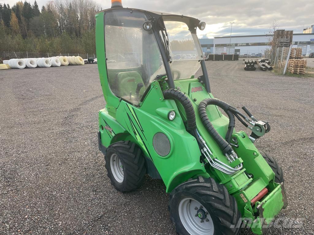 Avant 420 Multi-purpose loaders