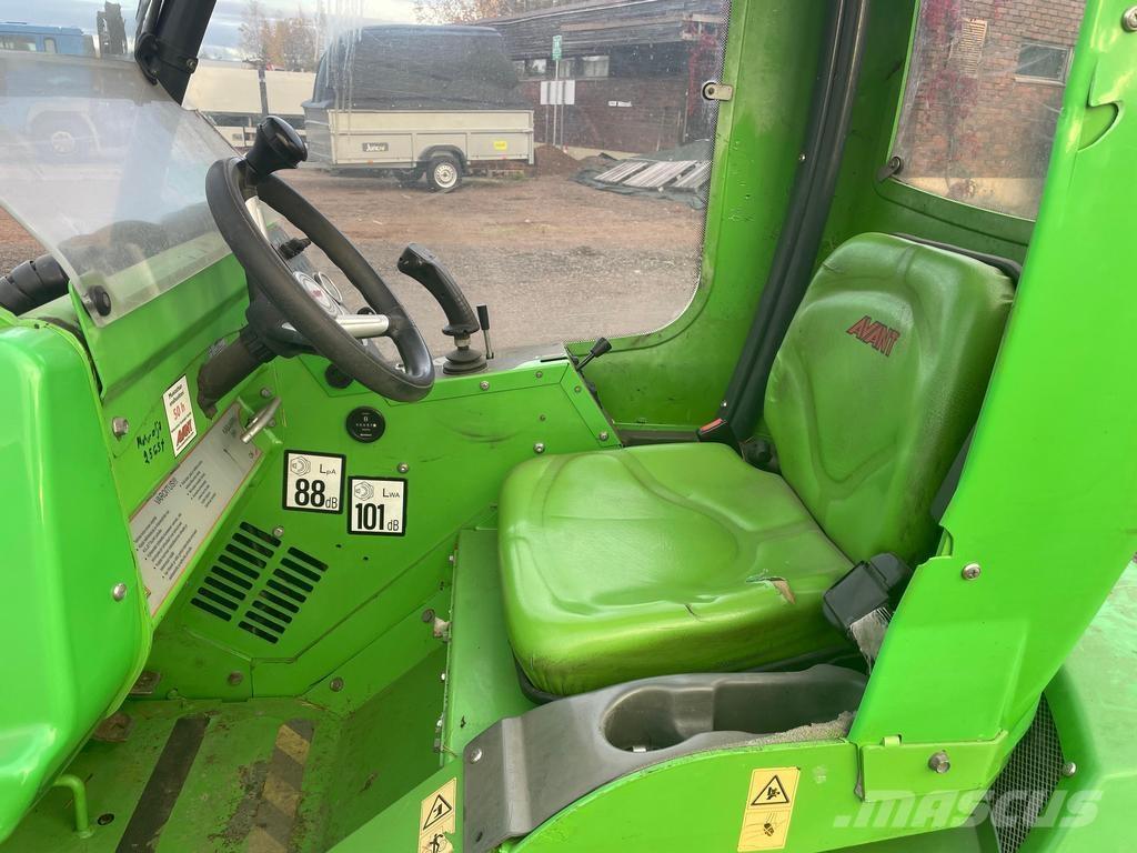 Avant 420 Multi-purpose loaders