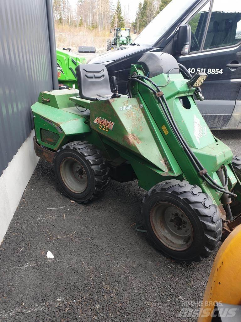 Avant 5200 Multi-purpose loaders