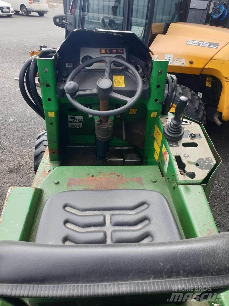 Avant 5200 Multi-purpose loaders