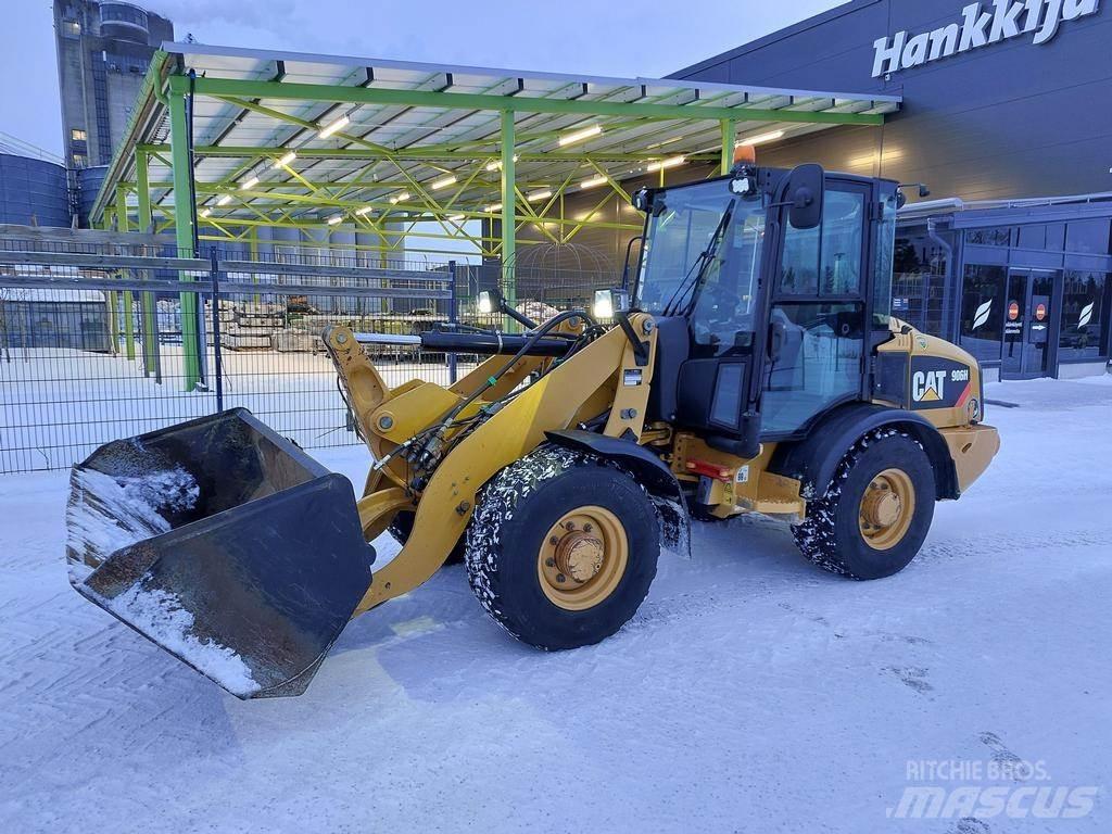 CAT 906H Farm machinery