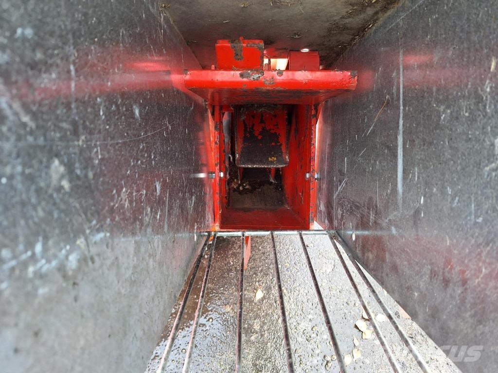 Esko 102 Snow throwers