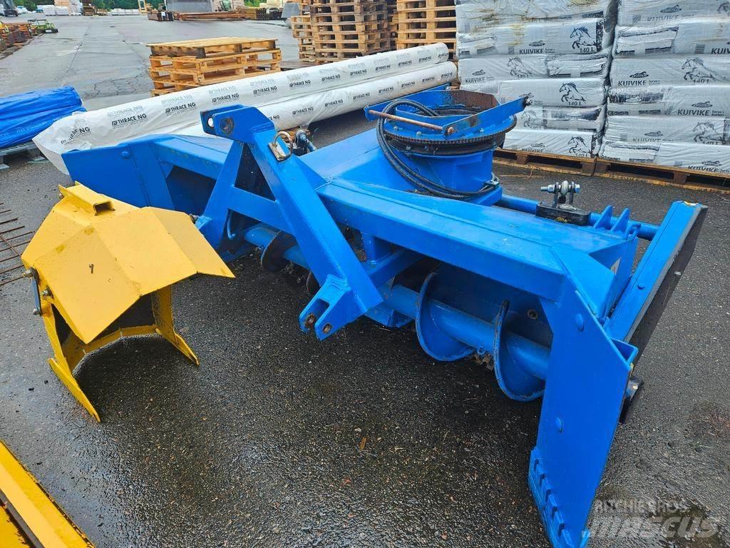 Esko 250 Snow throwers