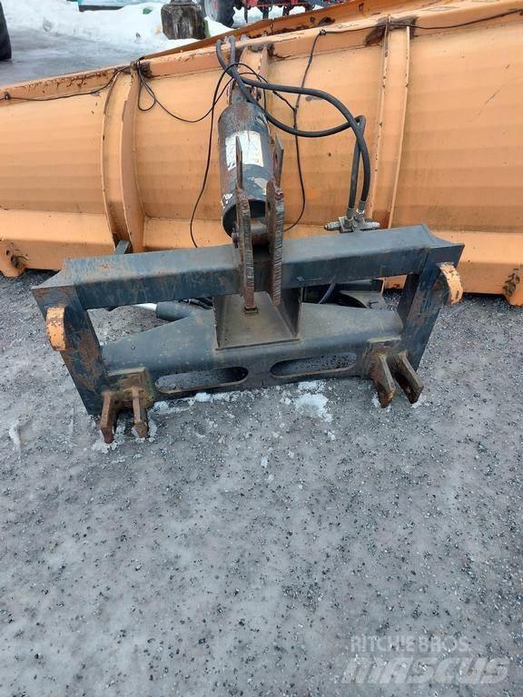 FMG AA380 Snow blades and plows