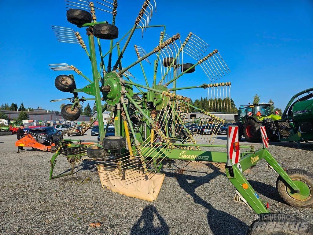 Krone 900 Rakes and tedders