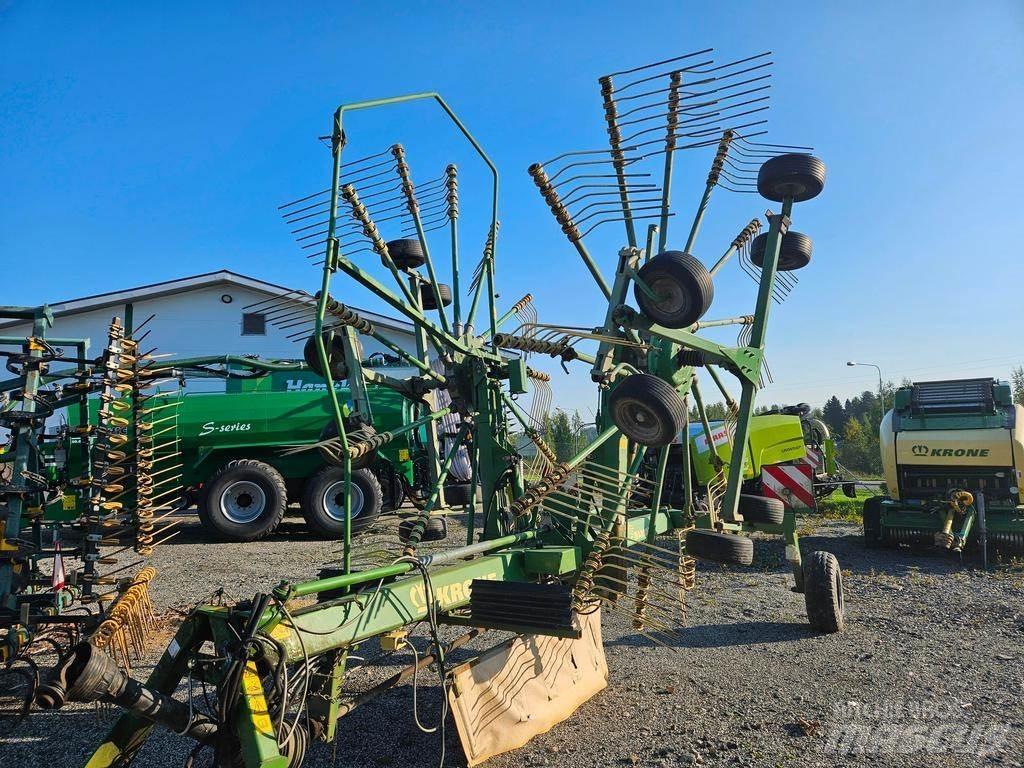Krone 900 Rakes and tedders