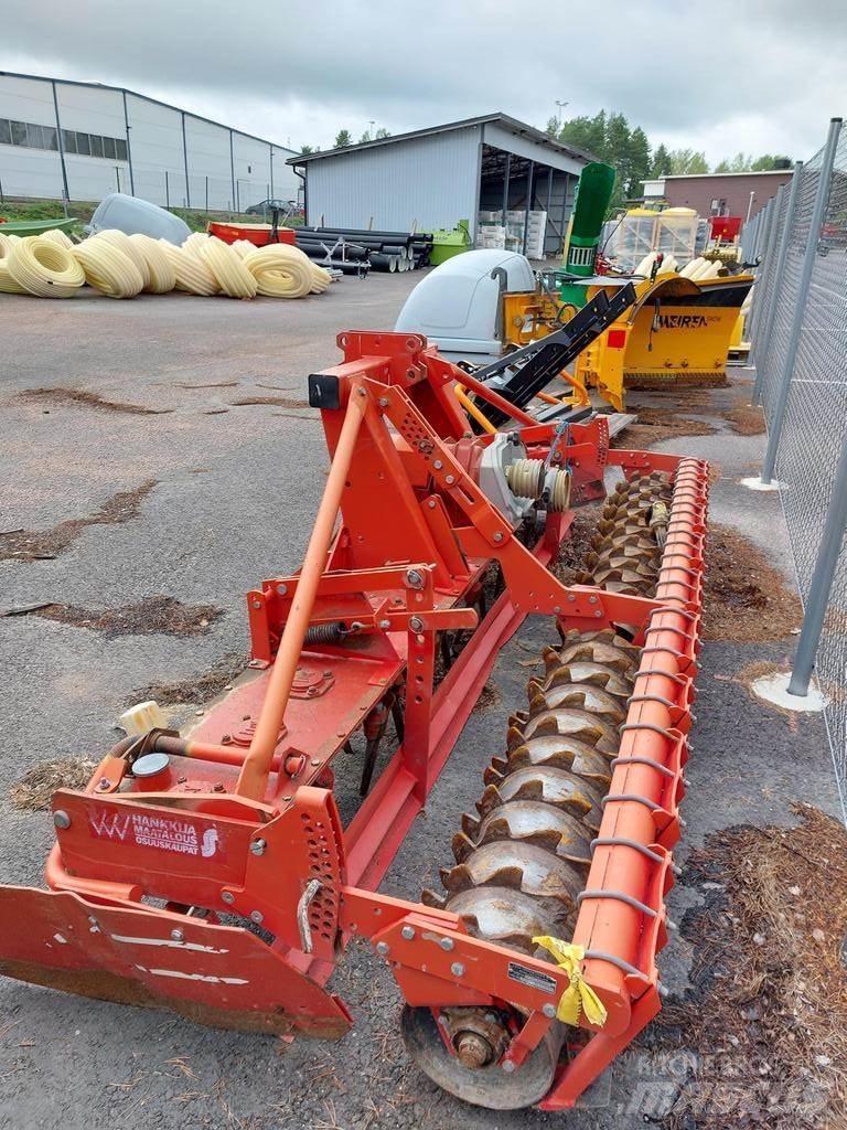 Lely 3500 Power harrows and rototillers