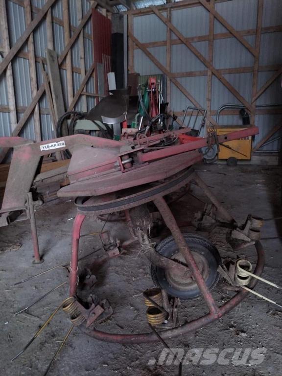 YLÖ KP 320 Rakes and tedders