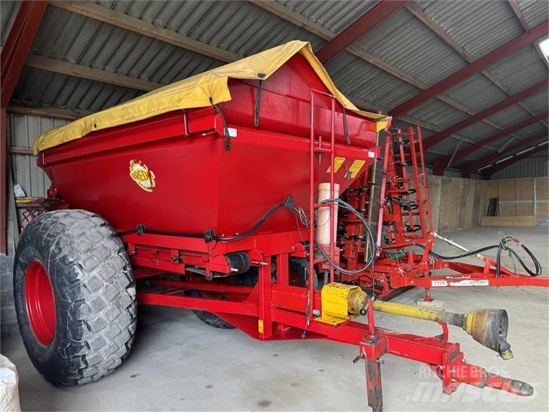 Bredal B4S Mineral spreaders