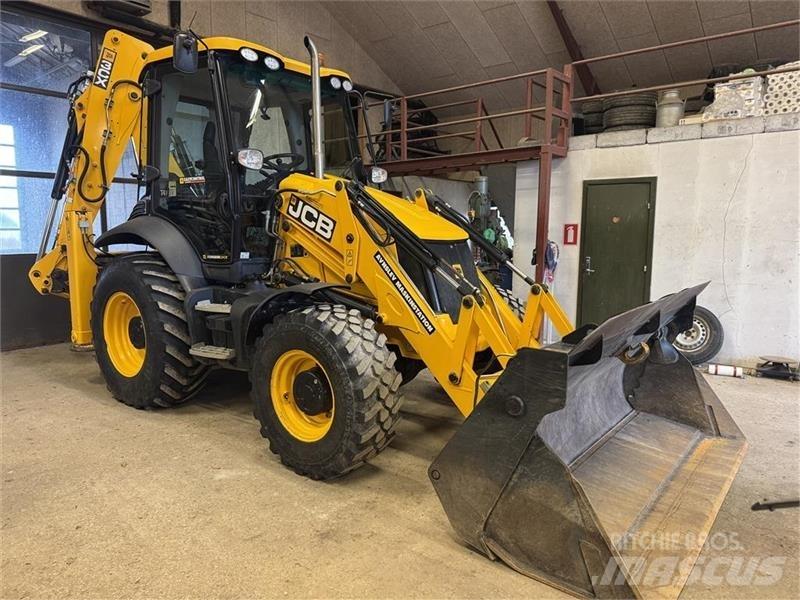 JCB 3 cx Backhoe