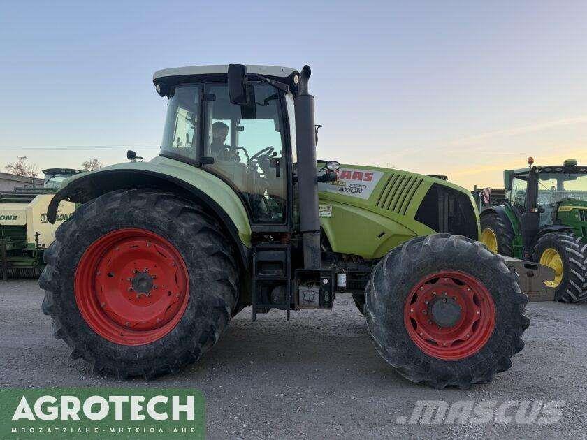 CLAAS AXION 810 CIS Tractors