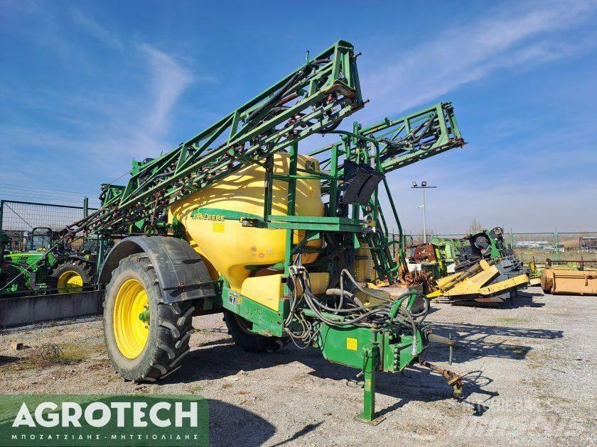 John Deere 840i Tractors