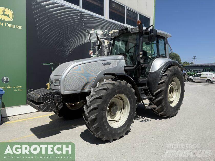 Valtra T120-4 Tractors