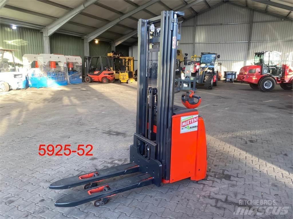 Linde L 16 i Pedestrian stacker
