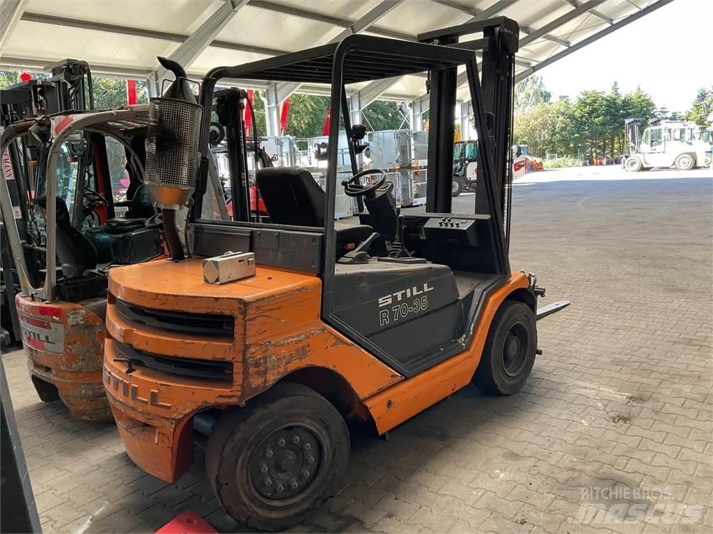 Still R 70 - 35 Diesel trucks