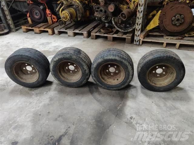  10 195/55R10 Car carrier
