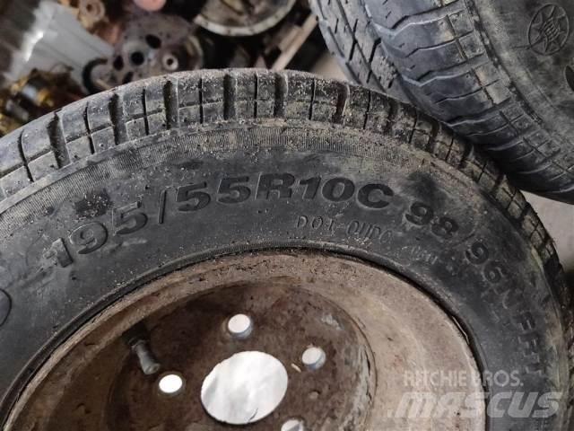  10 195/55R10 Car carrier