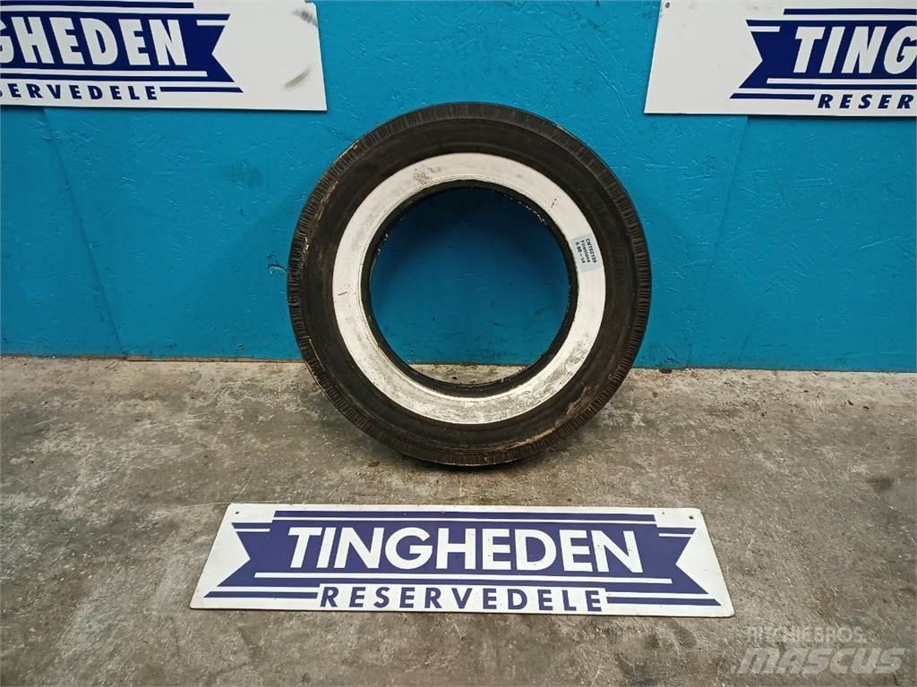  14 5.60-14 Tyres, wheels and rims