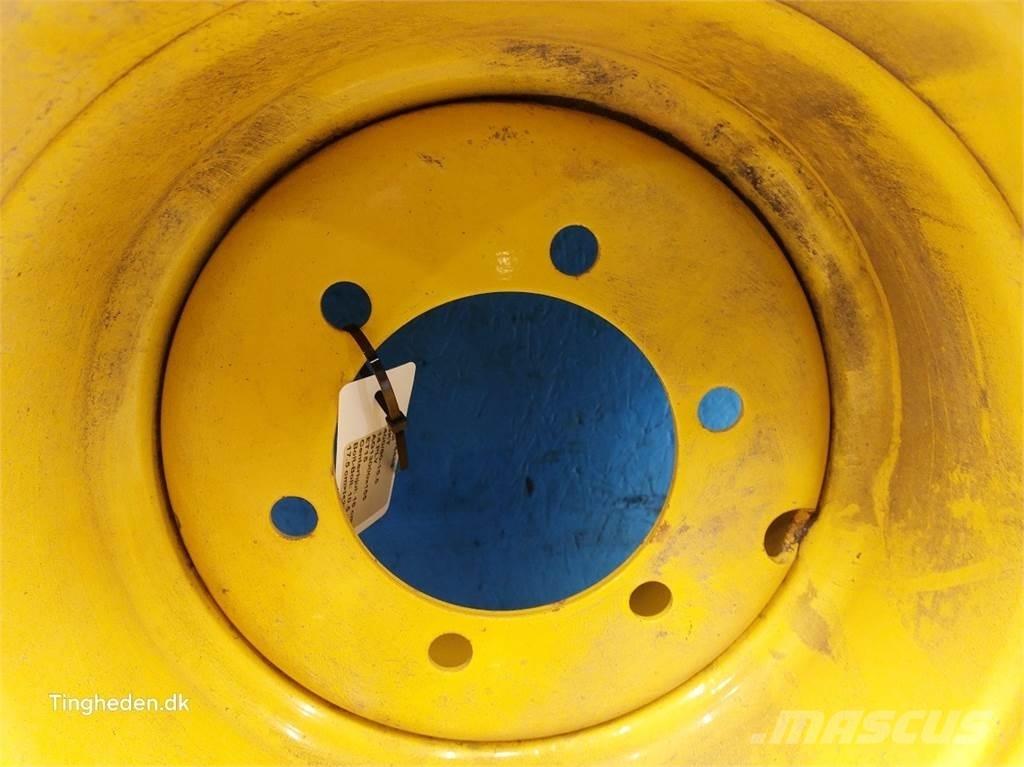  15.5 400/60-15.5 Tyres, wheels and rims