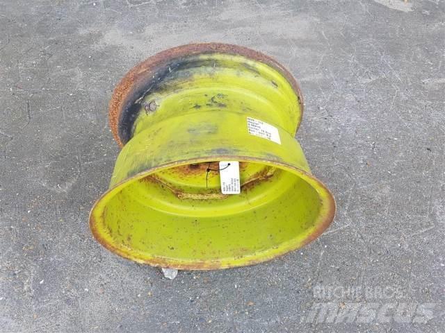  15 9.00X15 Tyres, wheels and rims