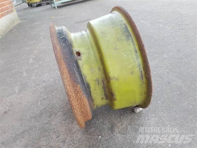  15 9.00X15 Tyres, wheels and rims