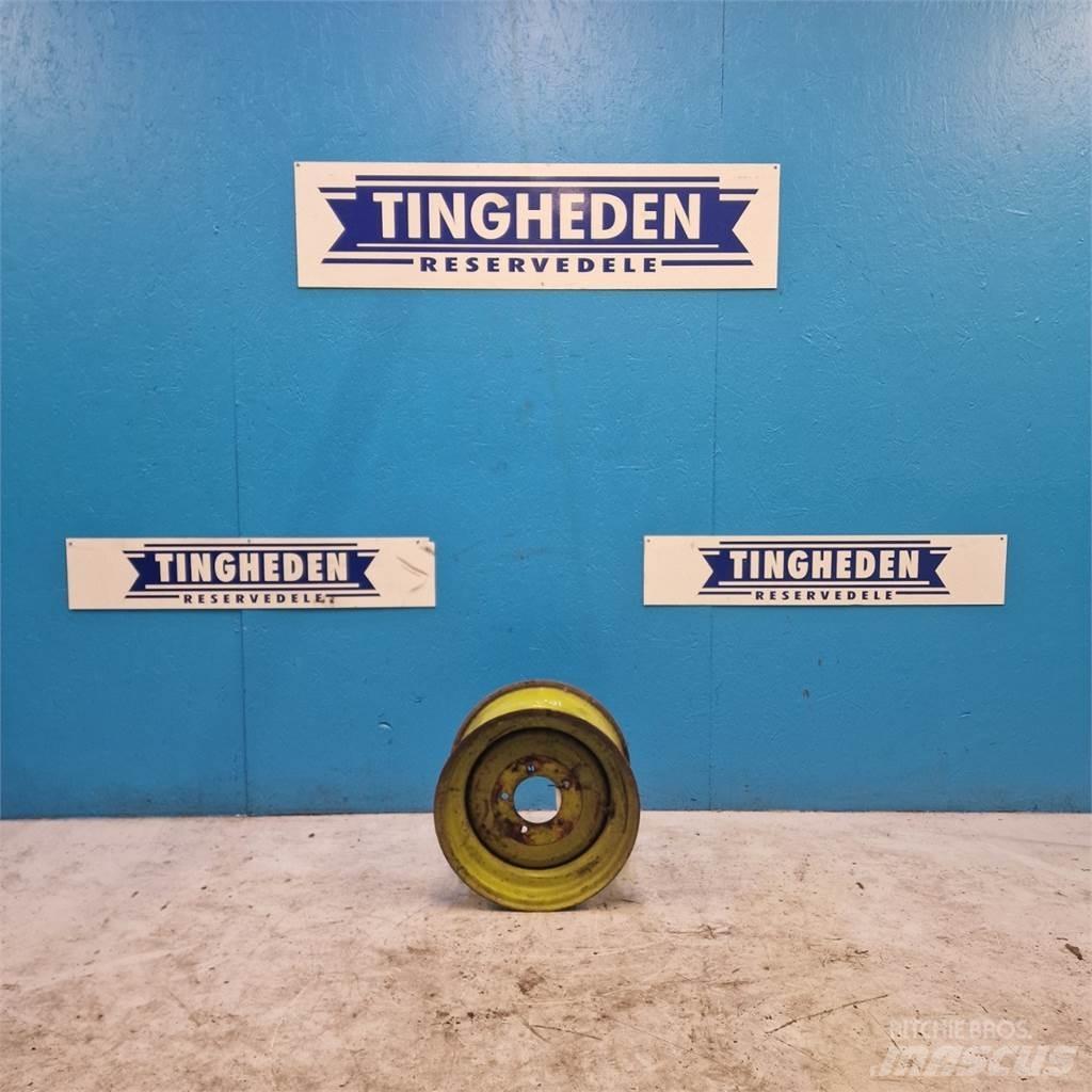 15 900x15 Tyres, wheels and rims