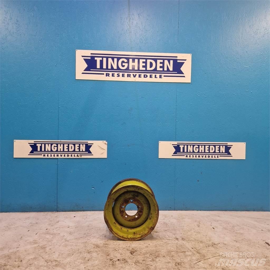  15 900x15 Tyres, wheels and rims