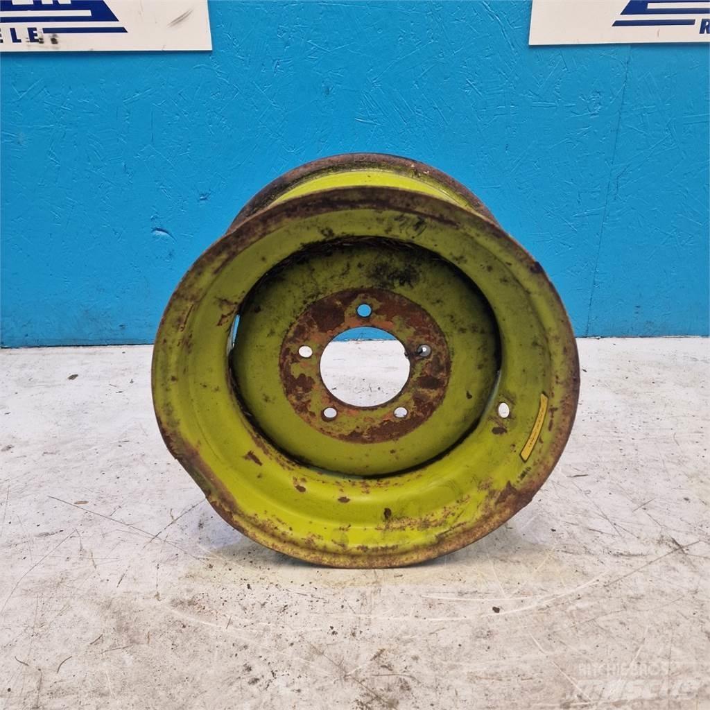  15 900x15 Tyres, wheels and rims