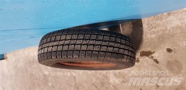 16 195/75R16 Tyres, wheels and rims