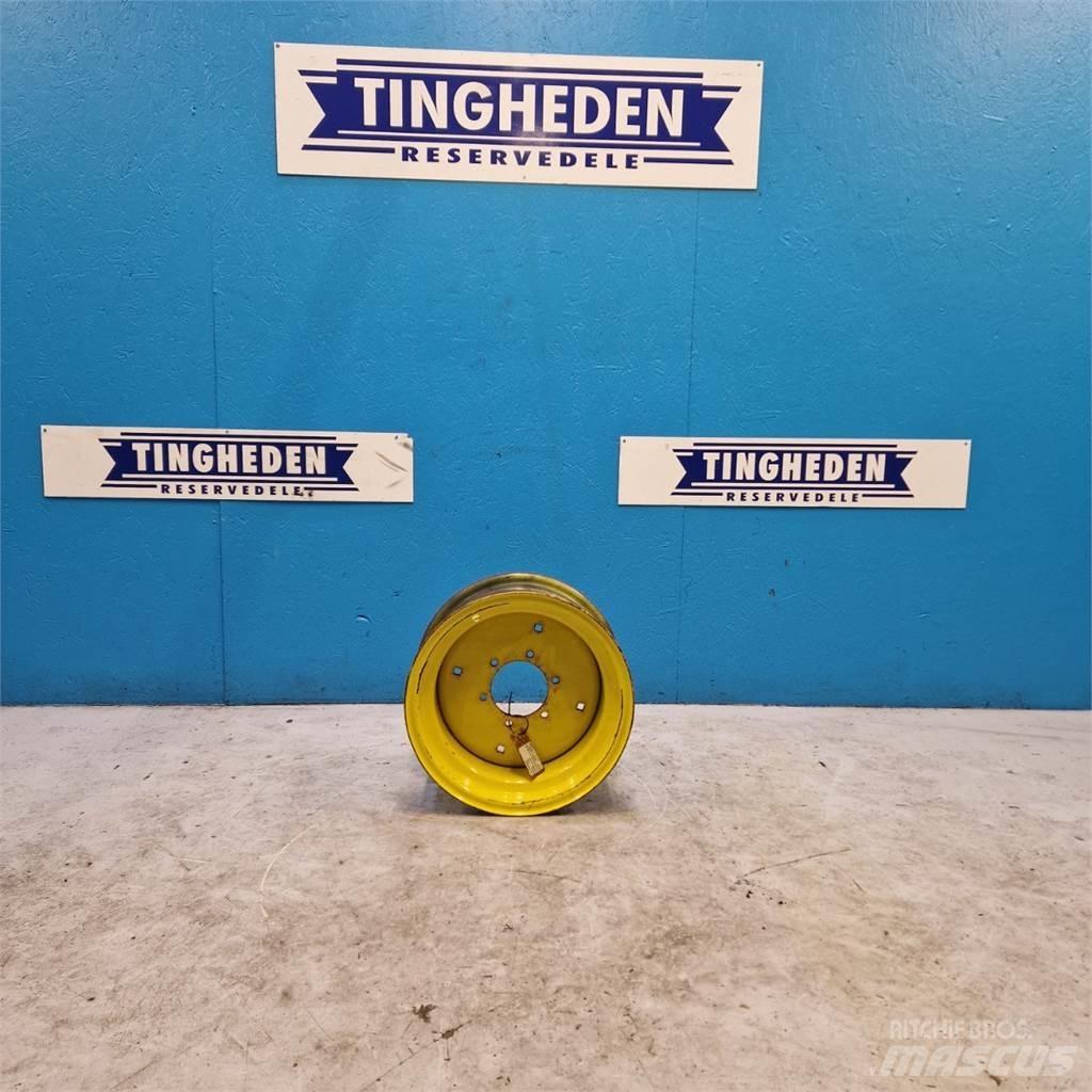  16 WH8Lx16 Tyres, wheels and rims
