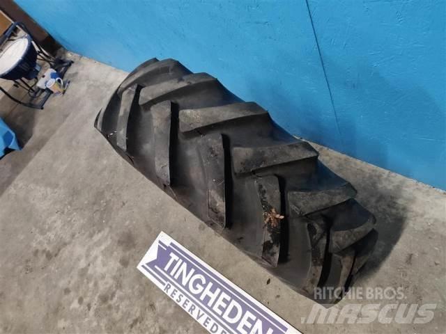  18 10,5-18 Tyres, wheels and rims
