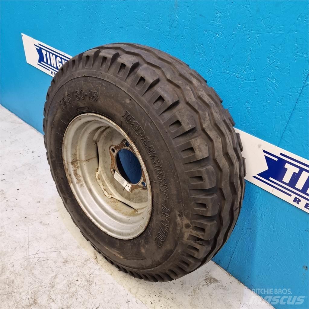  18 12.5/80-18 Tyres, wheels and rims