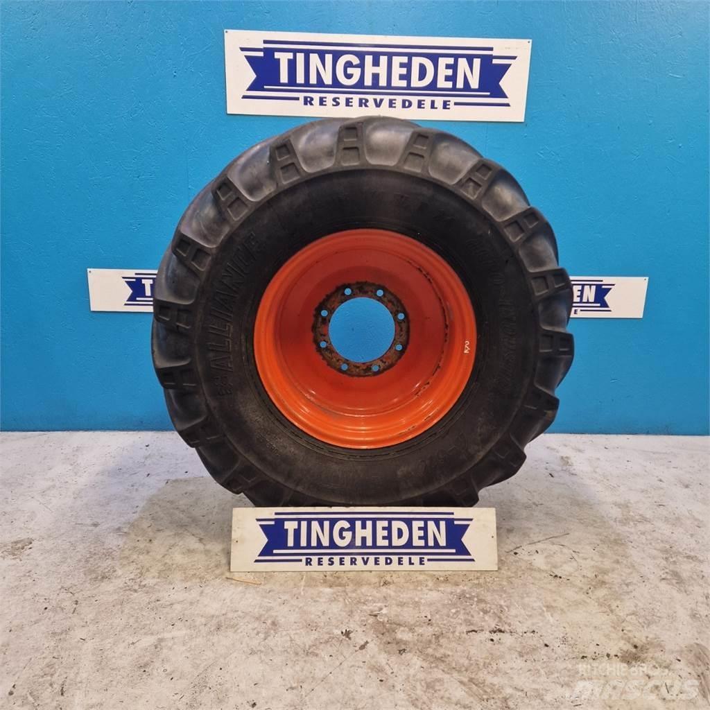  24 19.5L24 Tyres, wheels and rims