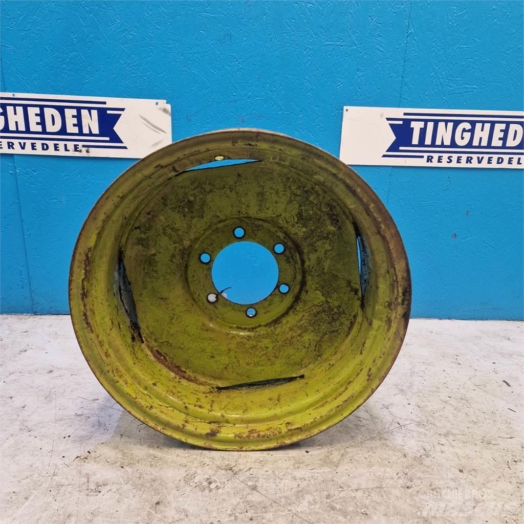  24 W10x24 Tyres, wheels and rims