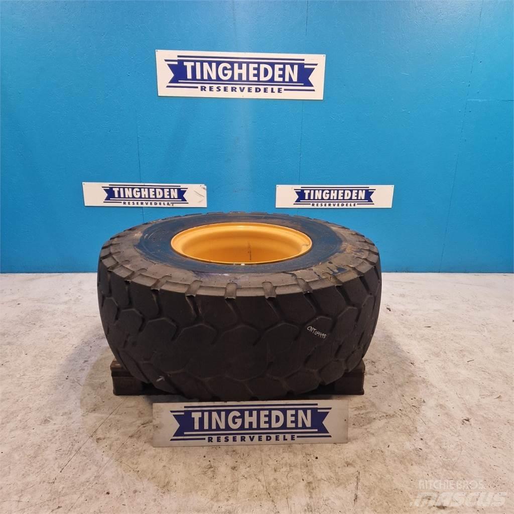  25 20.5R25 Tyres, wheels and rims