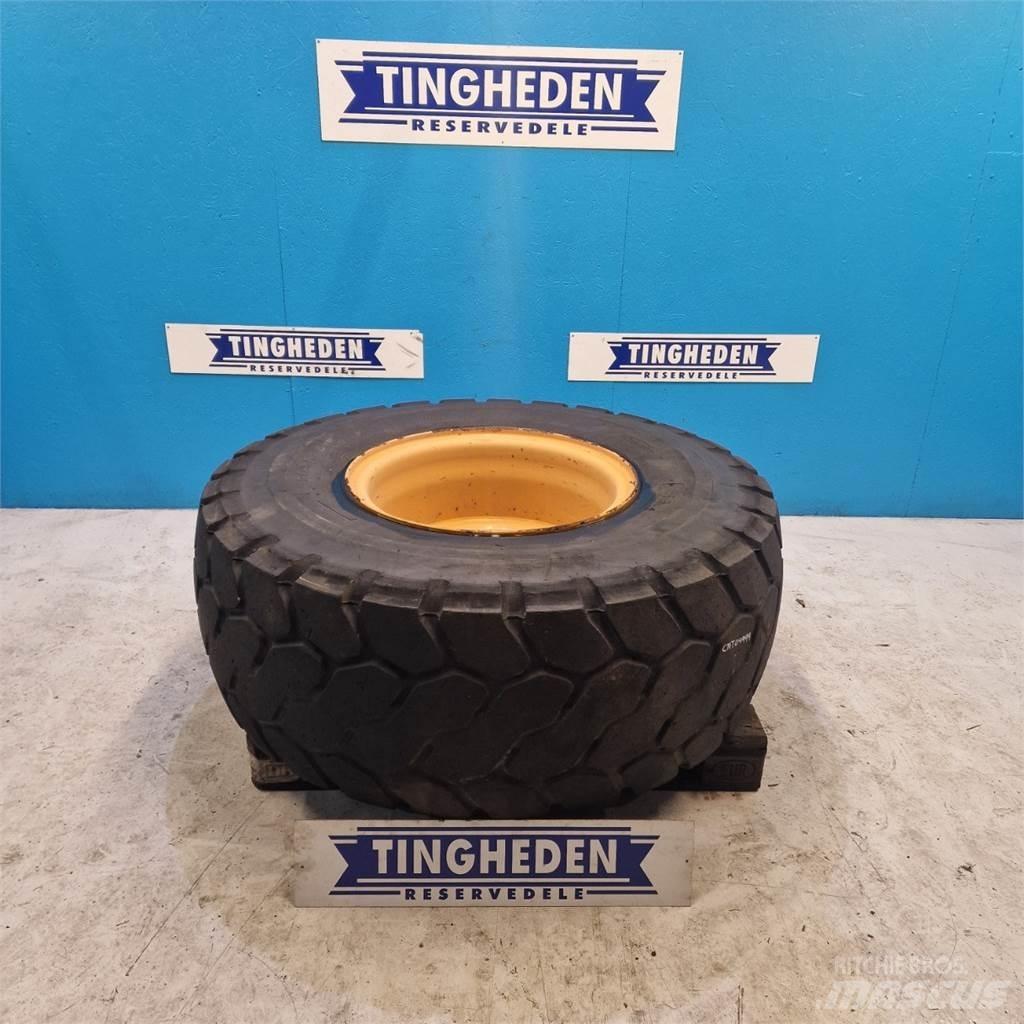  25 20.5R25 Tyres, wheels and rims