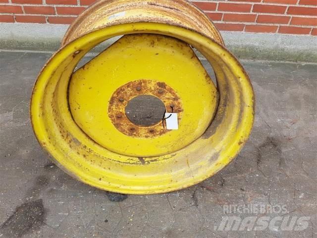  26 DW12X26 Tyres, wheels and rims