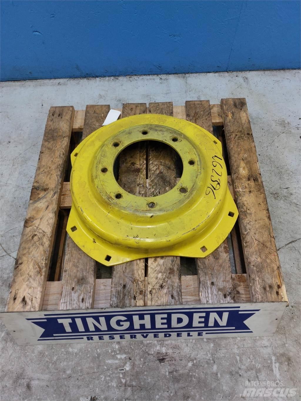  28 W10x28 Tyres, wheels and rims
