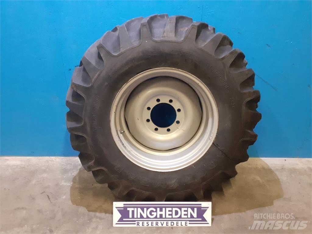 30 18.4-30 Tyres, wheels and rims