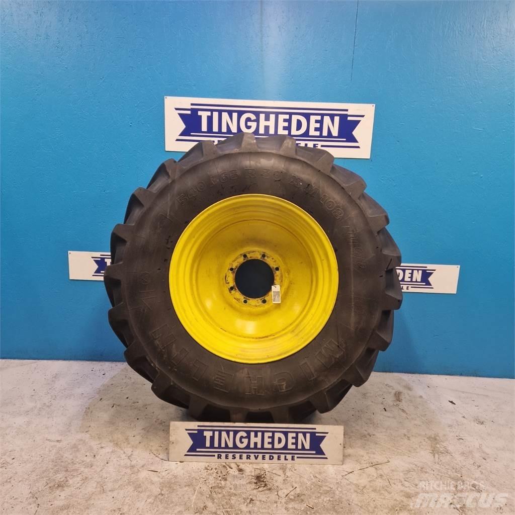  30 540/65 R30 Tyres, wheels and rims