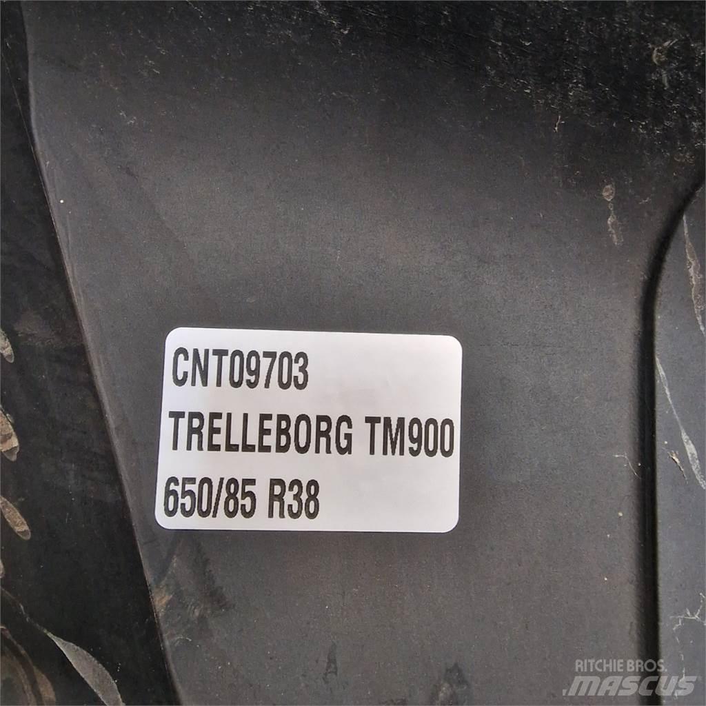  38 650/85R38 Tyres, wheels and rims
