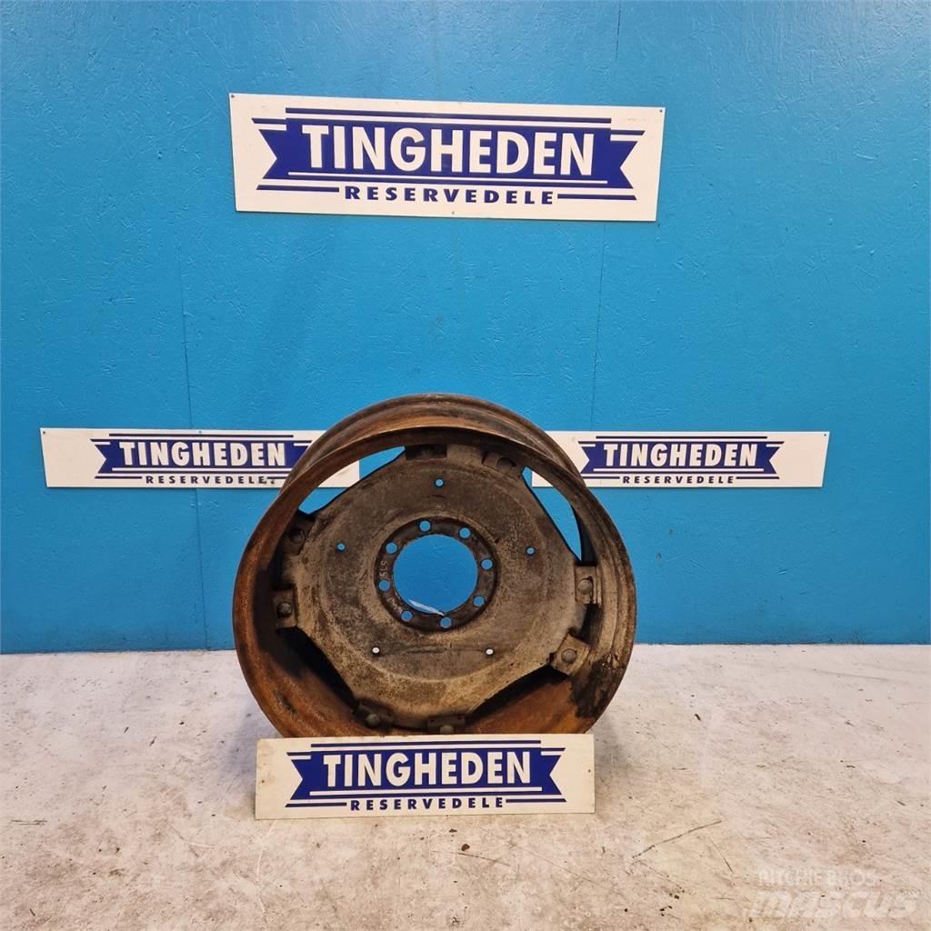  38 DW14x38 Tyres, wheels and rims