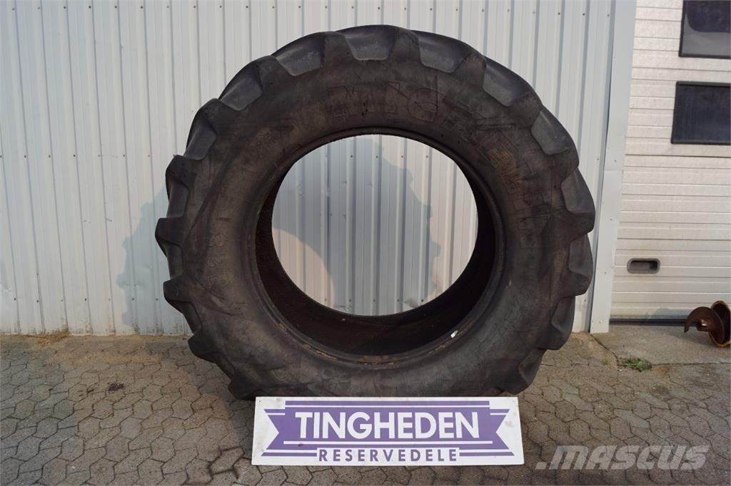  42 710/70R42 Tyres, wheels and rims