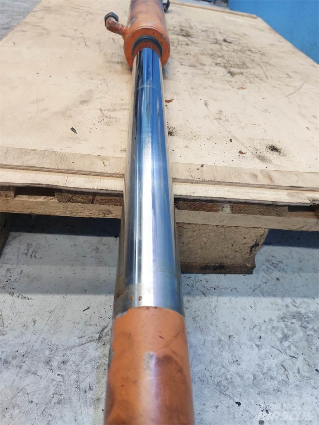 Atlas AR60 Booms and arms